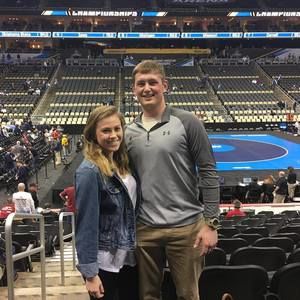 Meet your Posher, Lois